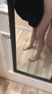 极品大三学妹在家里操她 简洁完整